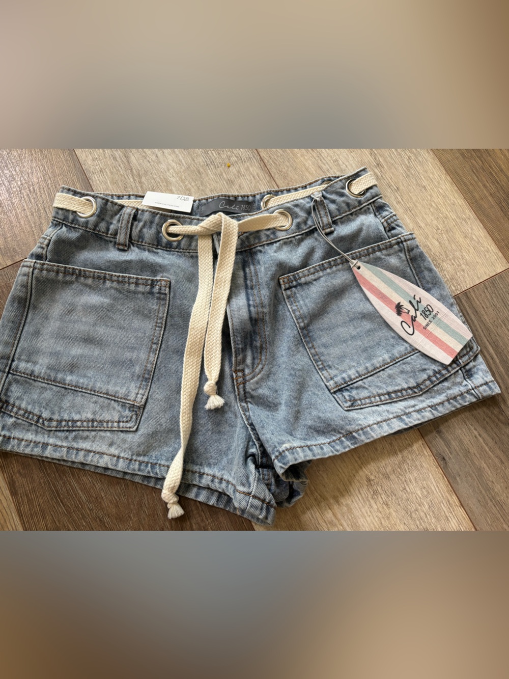 Caslon Blue Denim Drawstring Women's Shorts